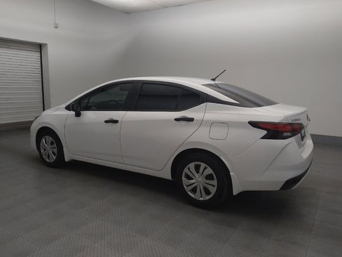 Used 2025 Nissan Versa S w/ Trunk Package FWD image 3