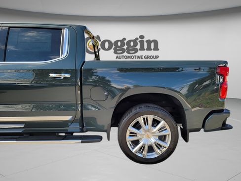 New 2026 Chevrolet Silverado 1500 High Country w/ High Country Premium Package image 24