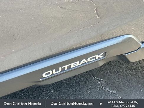 Used 2025 Subaru Outback Limited image 12