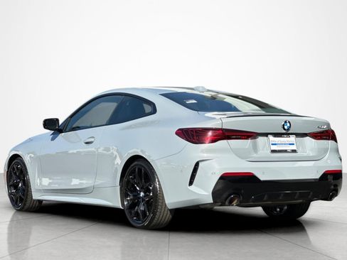 Used 2025 BMW 430i Coupe w/ M Sport Package RWD image 3