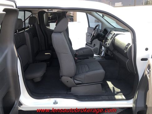 Used 2019 Nissan Frontier SV RWD image 20