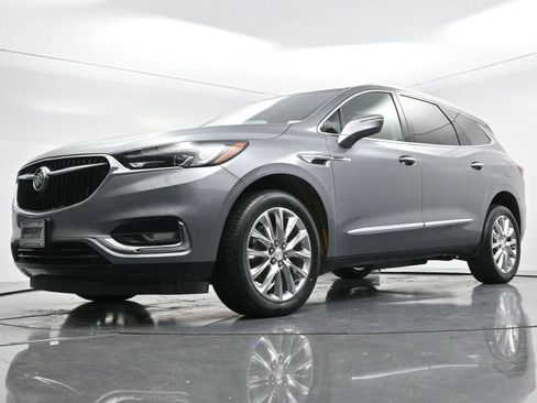 Used 2021 Buick Enclave Essence w/ Sound and Sites Package image 44