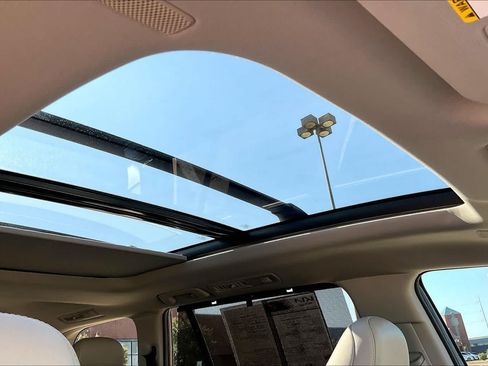 Used 2025 Toyota Grand Highlander FWD image 30
