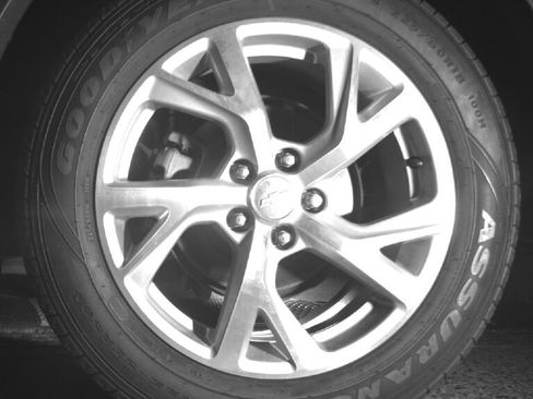 Used 2019 Chevrolet Equinox LT AWD/4WD image 13