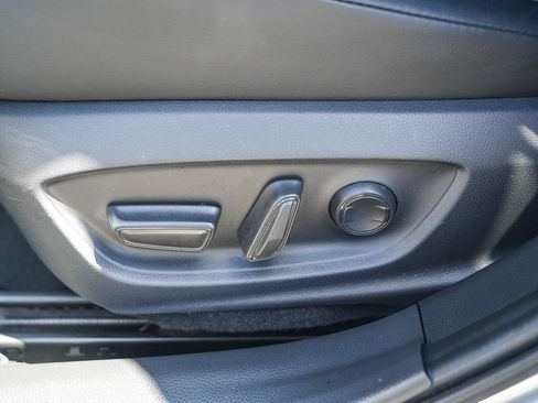 Certified 2023 Toyota Prius XLE FWD image 21