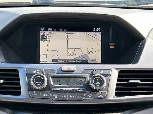 Used 2014 Honda Odyssey EX-L image 27