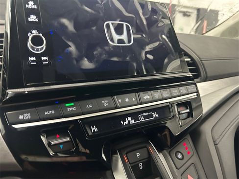 New 2026 Honda Odyssey EX-L image 19