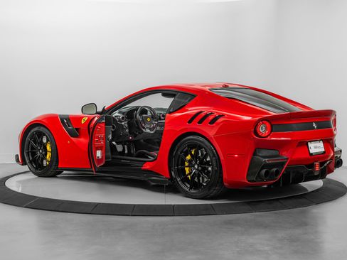 Certified 2016 Ferrari F12tdf RWD image 2