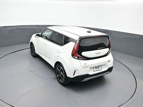 Certified 2023 Kia Soul EX image 40