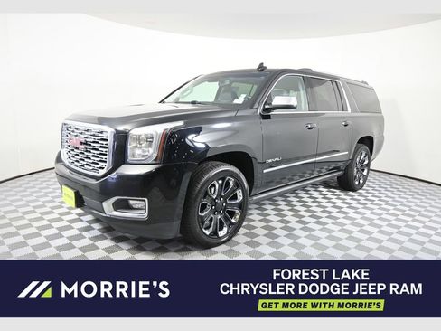 Used 2020 GMC Yukon XL Denali w/ Denali Ultimate Black Edition AWD/4WD image 1