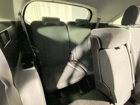 Used 2019 Kia Sorento AWD V6 image 31
