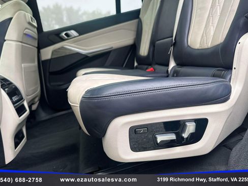 Used 2019 BMW X7 xDrive50i w/ M Sport Package AWD/4WD image 22