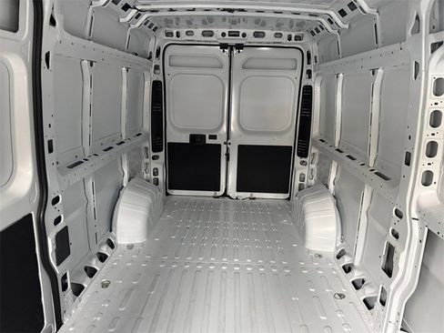 New 2026 RAM ProMaster 2500 w/ Premium Convenience Group image 14