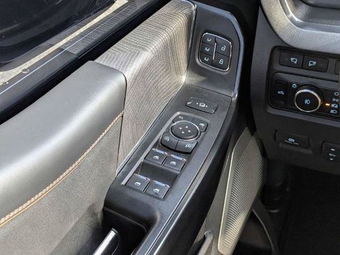 Certified 2024 Ford F250 Platinum AWD/4WD image 19