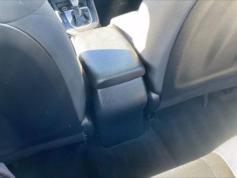 Used 2024 Kia Forte LXS image 28