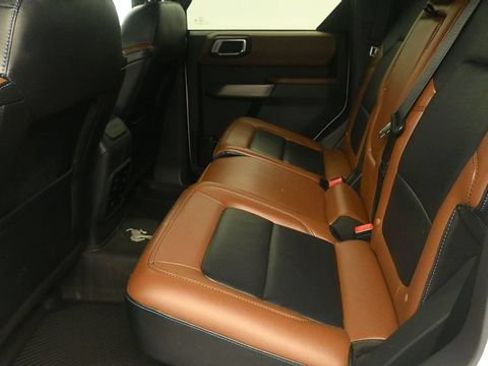 Used 2022 Ford Bronco Outer Banks AWD/4WD image 10