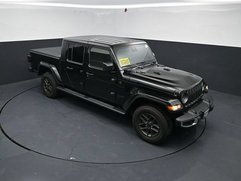 Used 2024 Jeep Gladiator Sport AWD/4WD image 51