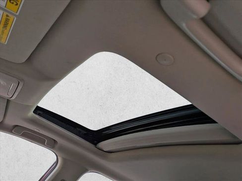 Used 2023 Honda CR-V EX image 15