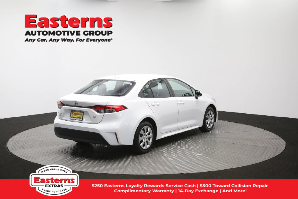 Used 2024 Toyota Corolla LE FWD image 40
