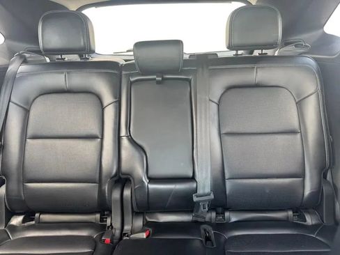 Used 2024 Ford Escape Platinum AWD/4WD image 18