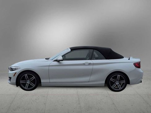Used 2017 BMW 230i xDrive Convertible image 5