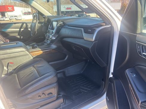 Used 2016 Chevrolet Tahoe LT image 8