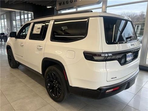 New 2026 Jeep Grand Wagoneer Limited image 4