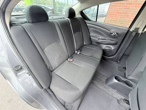 Used 2018 Nissan Versa SV FWD image 14