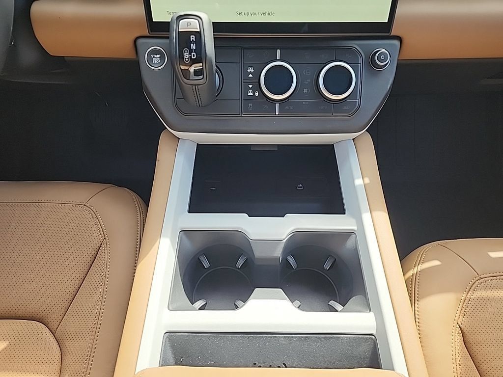 New 2026 Land Rover Defender 110 S AWD/4WD image 25