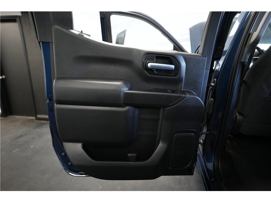 Used 2020 Chevrolet Silverado 1500 LT w/ Texas Edition RWD image 15