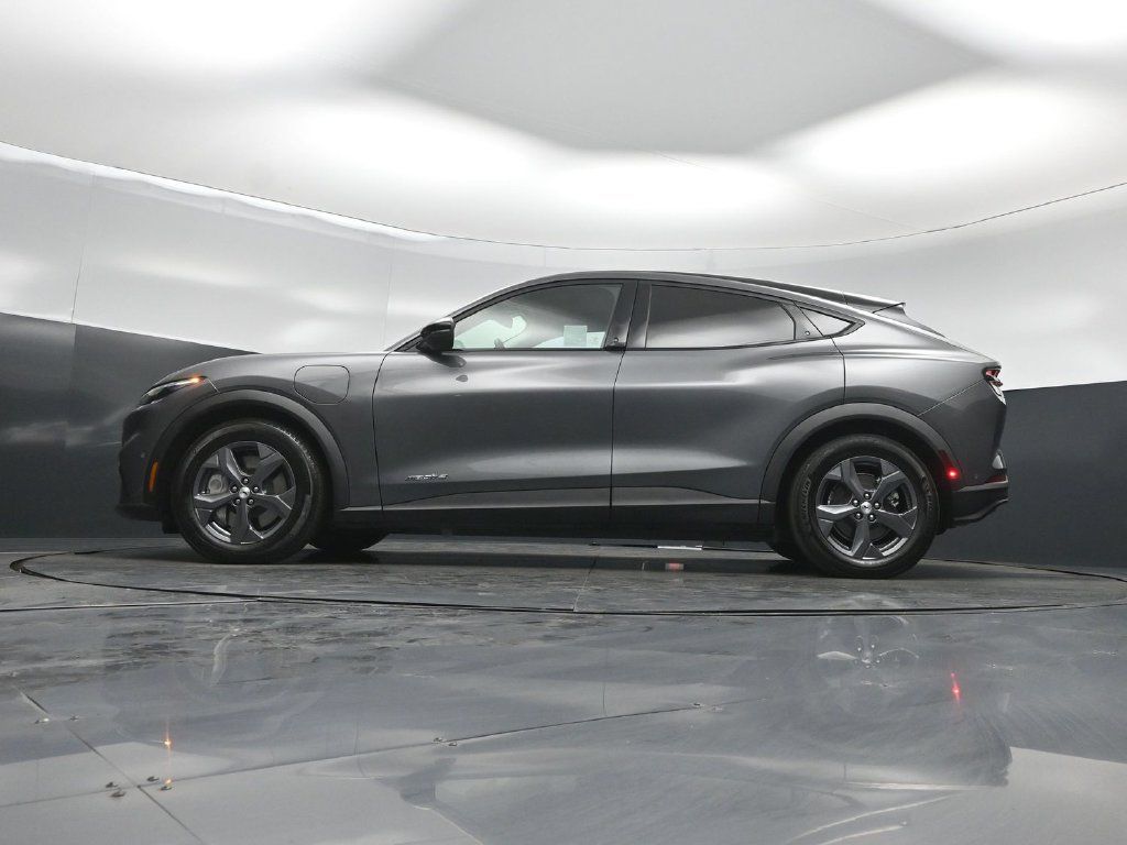 Used 2023 Ford Mustang Mach-E Select RWD image 7