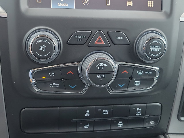 Used 2024 RAM 1500 Warlock AWD/4WD image 15