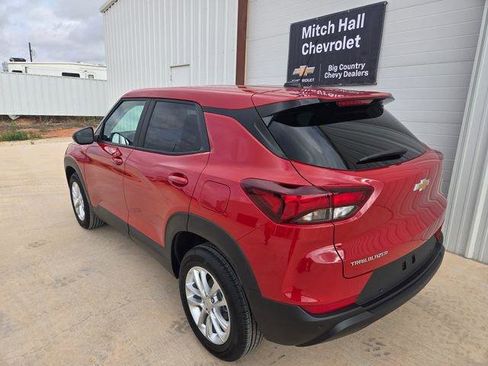 New 2026 Chevrolet TrailBlazer LS FWD image 8