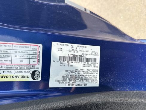 Used 2013 Ford Mustang Coupe RWD image 11