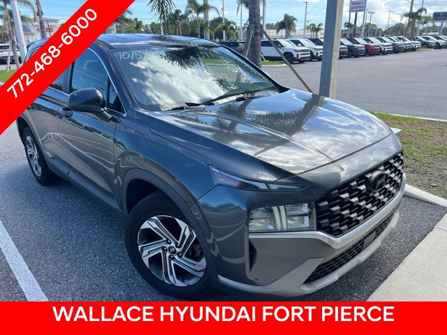 Used 2021 Hyundai Santa Fe SE FWD image 3