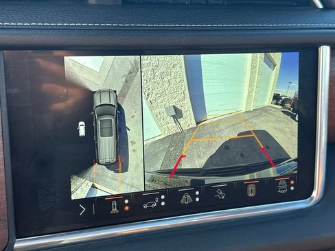Certified 2024 GMC Yukon Denali Ultimate AWD/4WD image 36