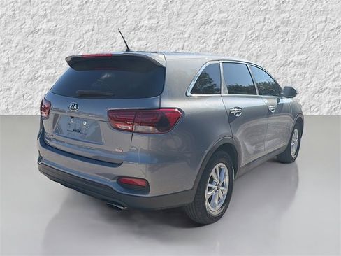 Used 2020 Kia Sorento L image 3