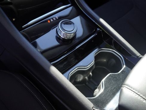 Certified 2022 Jeep Grand Cherokee Laredo w/ Luxury Tech Group I image 20