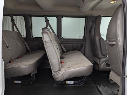 Used 2023 Chevrolet Express 3500 LS image 17