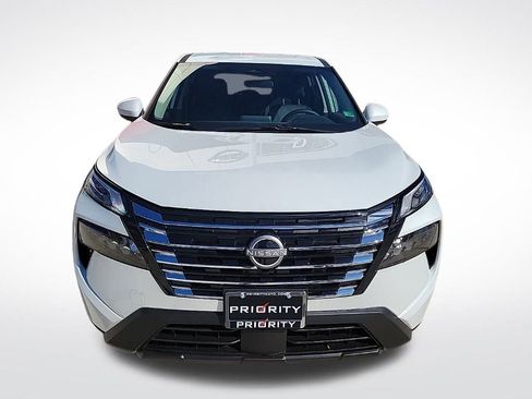 New 2026 Nissan Rogue SV image 8