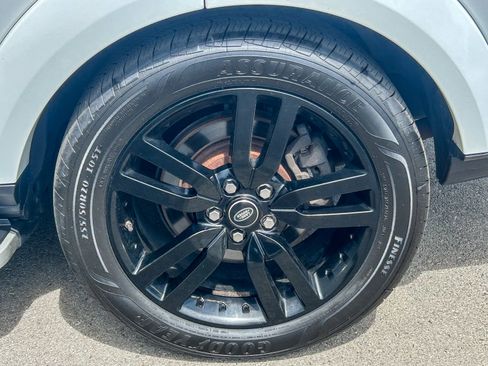 Used 2016 Land Rover LR4 HSE image 11