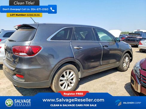 Used 2020 Kia Sorento AWD V6 image 4