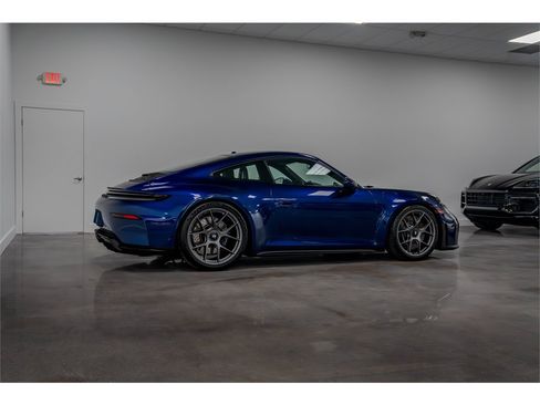 Used 2026 Porsche 911 GT3 image 3