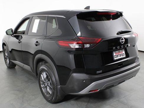 Used 2023 Nissan Rogue S image 4