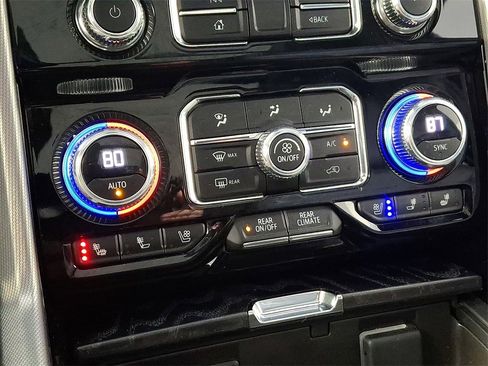 Used 2023 GMC Yukon Denali image 18