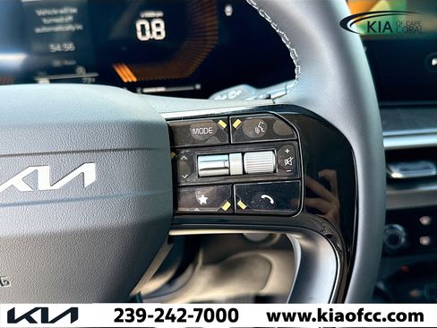 New 2026 Kia Sorento LX image 36