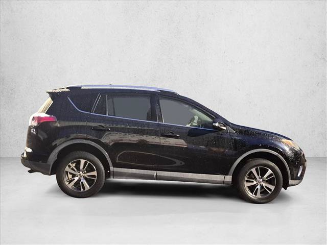 Used 2018 Toyota RAV4 XLE FWD image 4
