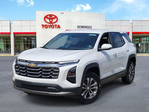 Used 2026 Chevrolet Equinox LT FWD image 1