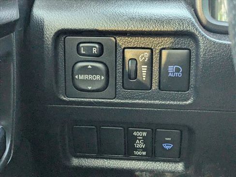Used 2023 Toyota 4Runner TRD Off-Road Premium w/ Moonroof Package AWD/4WD image 12