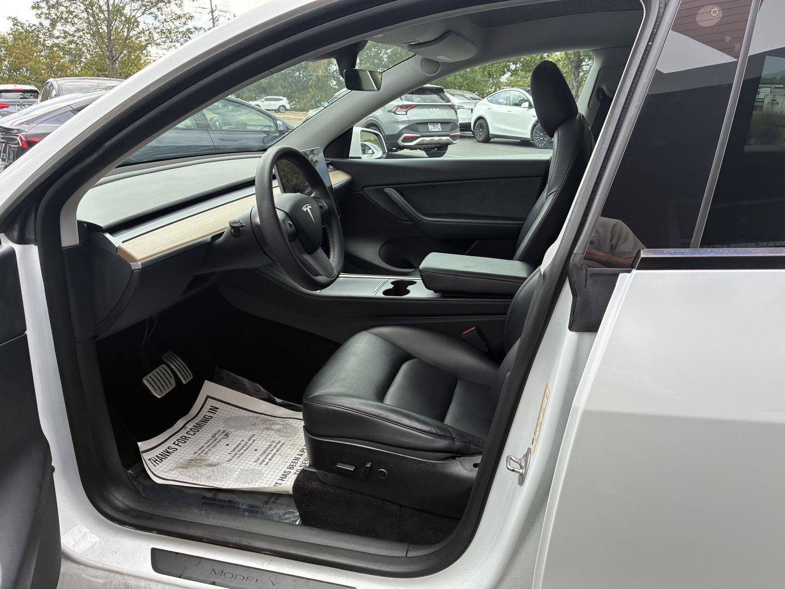 Used 2022 Tesla Model Y Performance AWD/4WD image 7